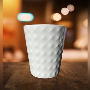 Small White Planter with Diamond Designs (Like New)